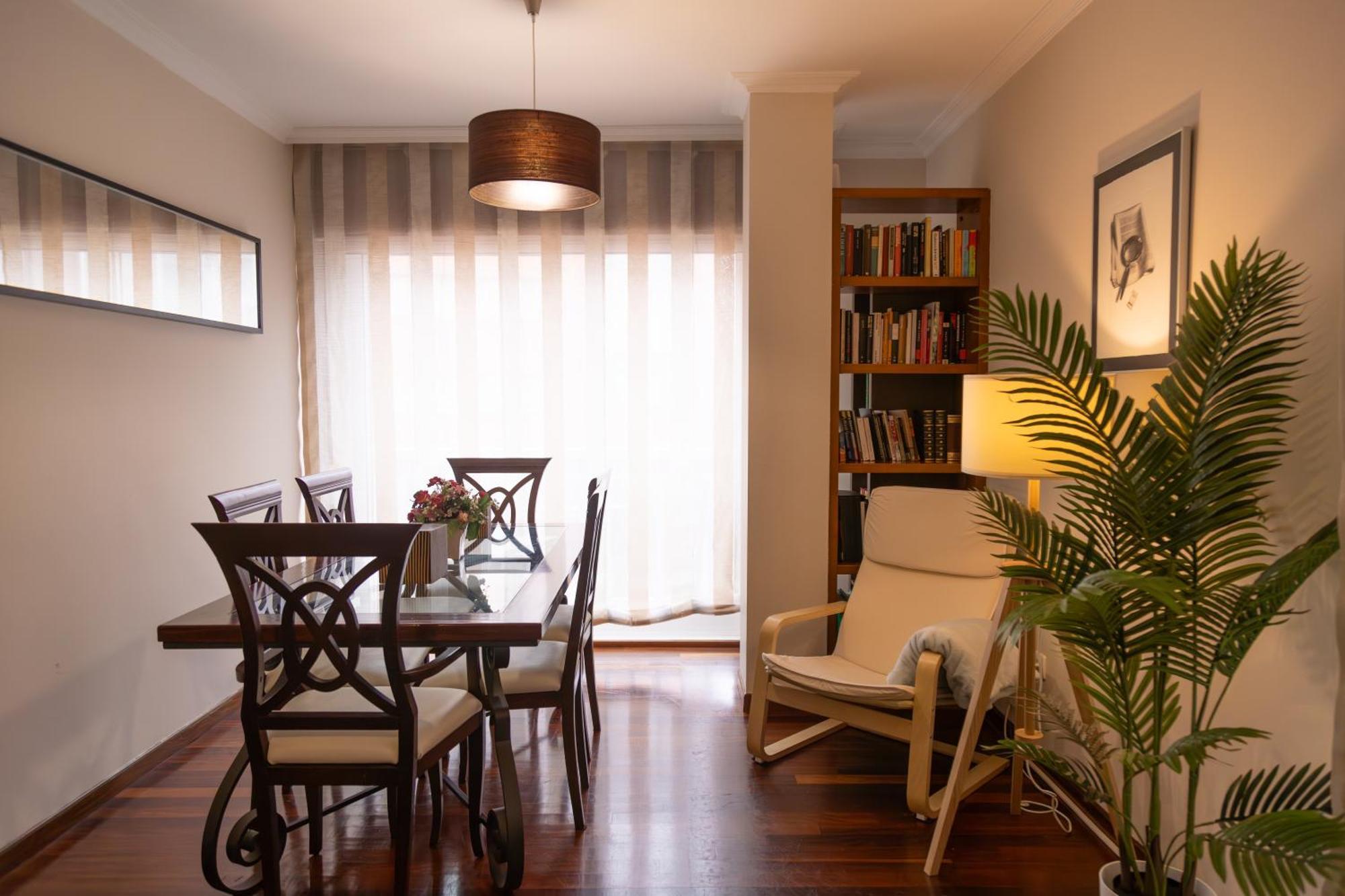 Apartamento completo, amplio, muy iluminado y con plaza de garaje incluida. O Grove Exterior foto